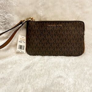 NWT Michael Kors Jet Set Travel Large Logo Wristlet Brown